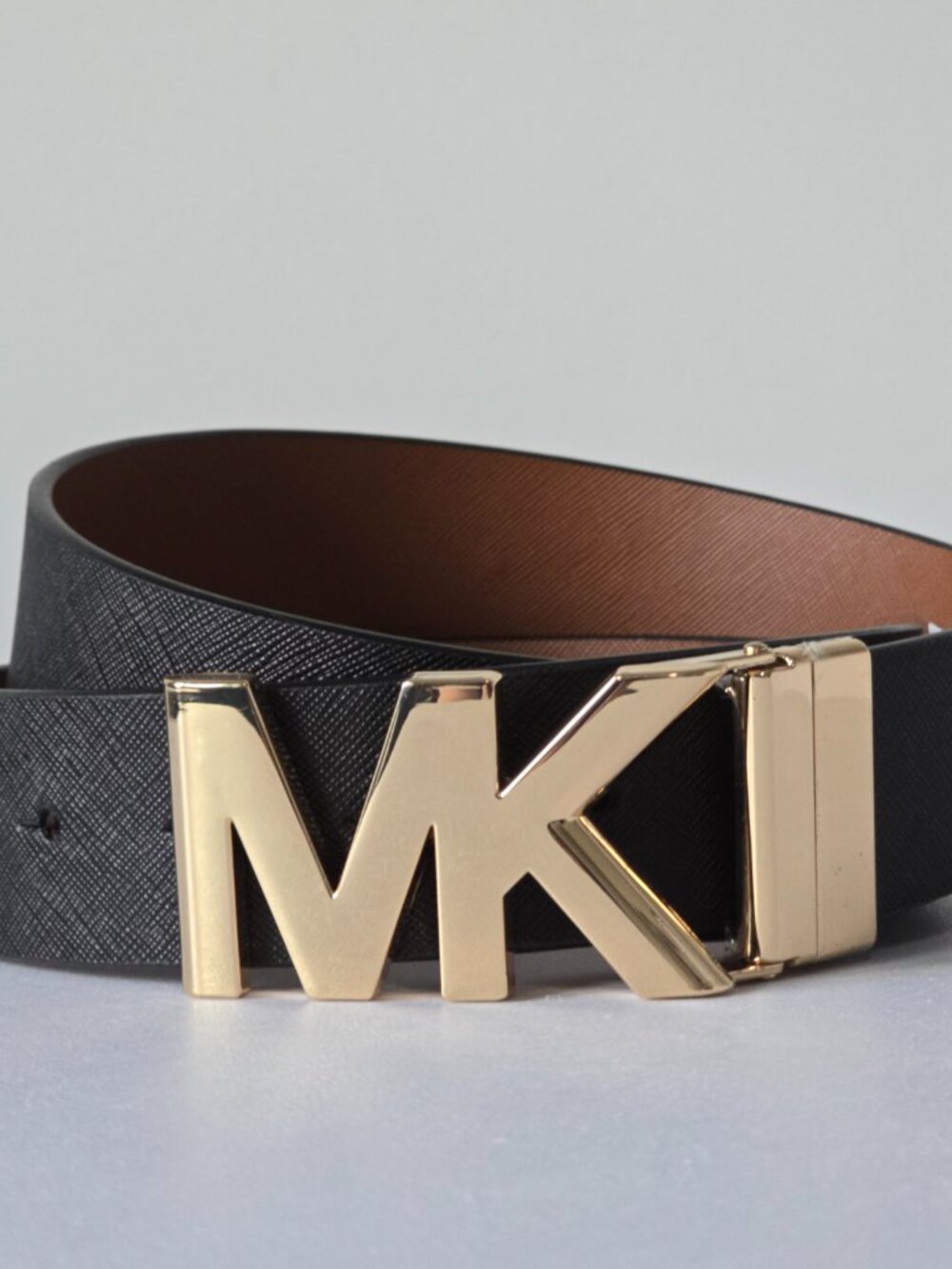 Michael Kors Reversible Leather Belt Black Brown Logo Buckle Size M NWT